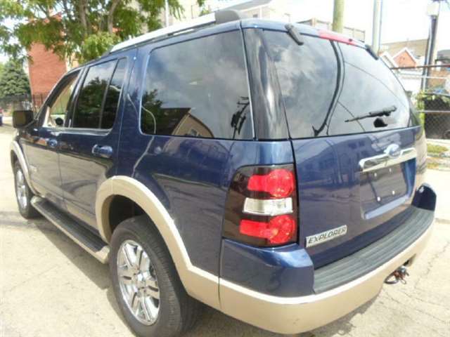 2006 Ford Explorer Eddie Bauer 4dr SUV 4WD w/V6